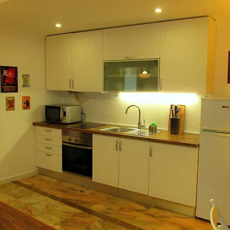 Go Pt - Private Challet With Swimming Pool And Garden