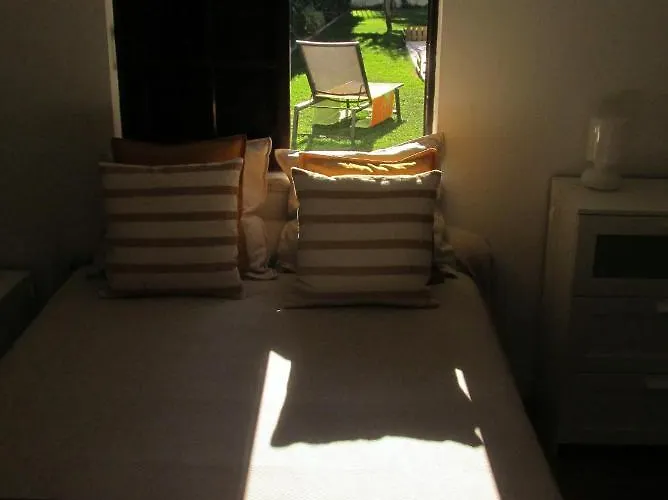 Villa Go Pt - Private Challet With Swimming Pool And Garden Parede