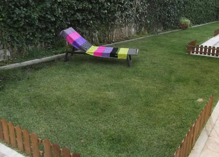 Go Pt - Private Challet With Swimming Pool And Garden